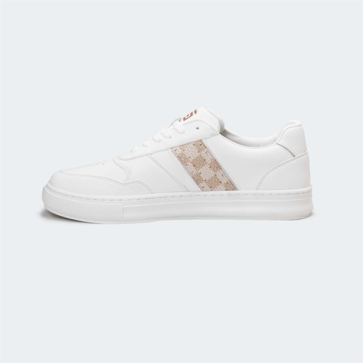 Caliber Shoes, Made in Nepal, Nepali Brand Shoes, Low Top Sneakers, Sneakers