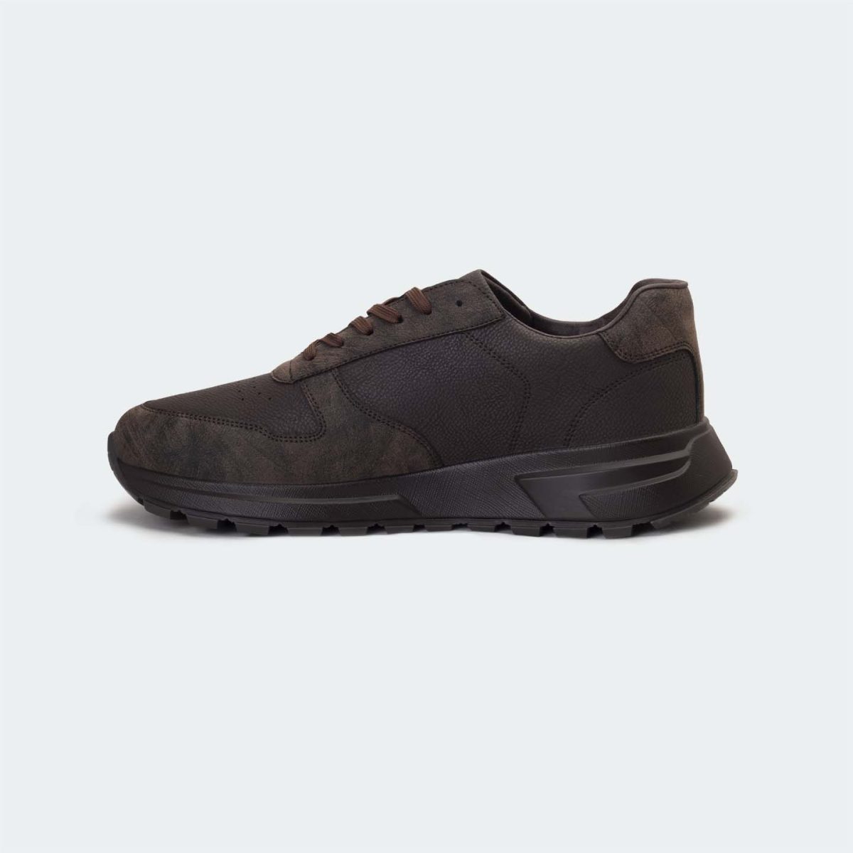 Caliber Shoes, Made in Nepal, Nepali Brand Shoes, Chunky Sneakers, Sneakers