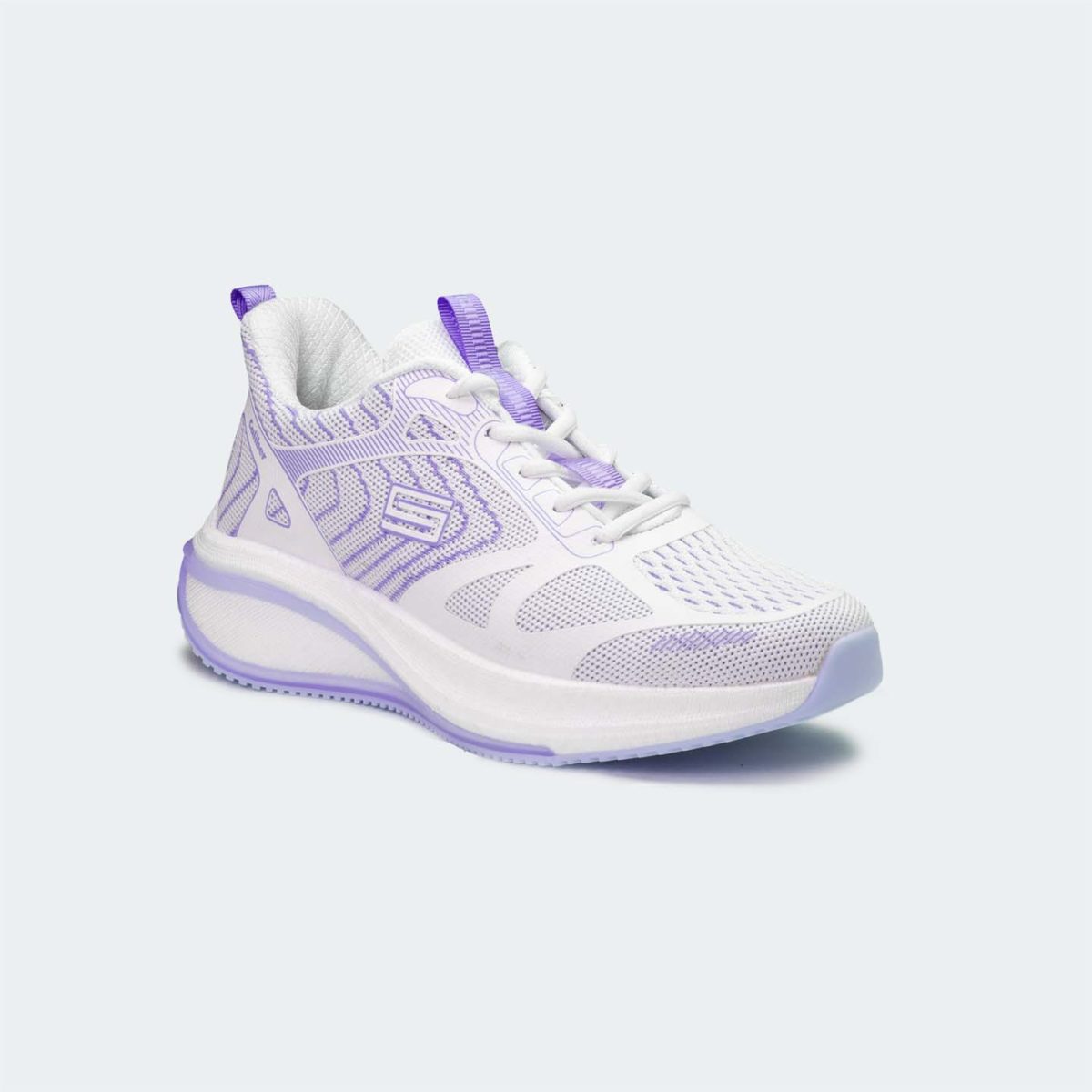 Caliber Shoes, Made in Nepal, Nepali Brand Shoes, sport shoes, lace up, female sports shoes, nepali sneakers