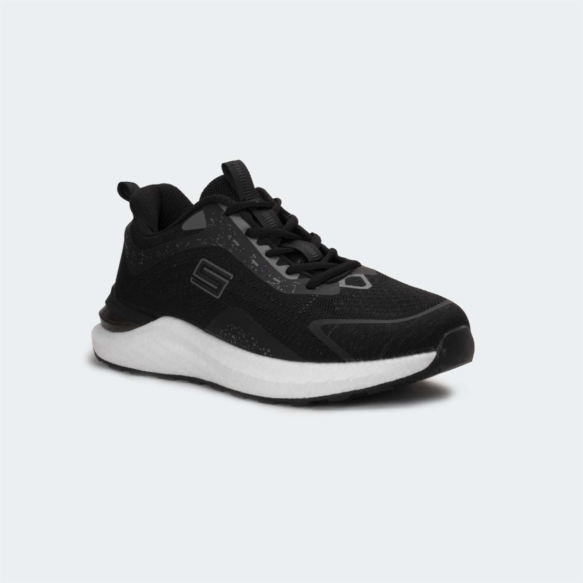 Caliber Shoes, Made in Nepal, Nepali Brand Shoes, sport shoes, lace up, female sports shoes, nepali sneakers