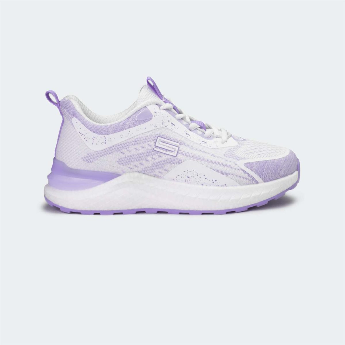 Caliber Shoes, Made in Nepal, Nepali Brand Shoes, sport shoes, lace up, female sports shoes, nepali sneakers