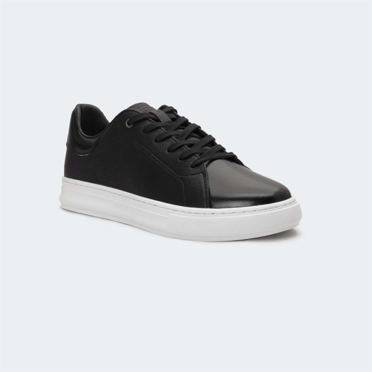 Caliber Shoes, Made in Nepal, Nepali Brand Shoes, Low Top Sneakers, Sneakers